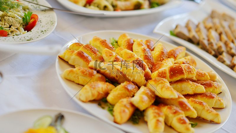 餐饮供应链价格影响因素揭秘**